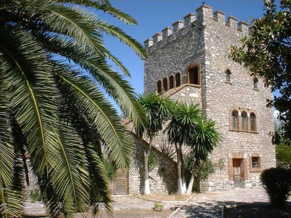 סרנדה Helia Seaside Hotel מראה חיצוני תמונה