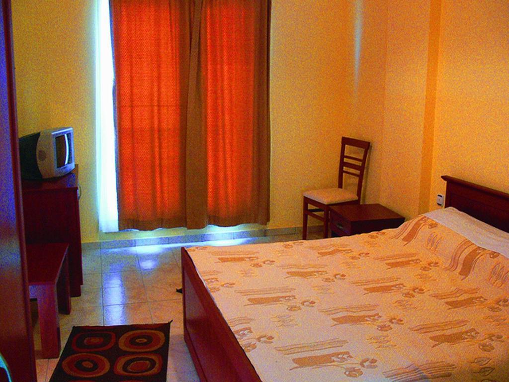 סרנדה Helia Seaside Hotel חדר תמונה